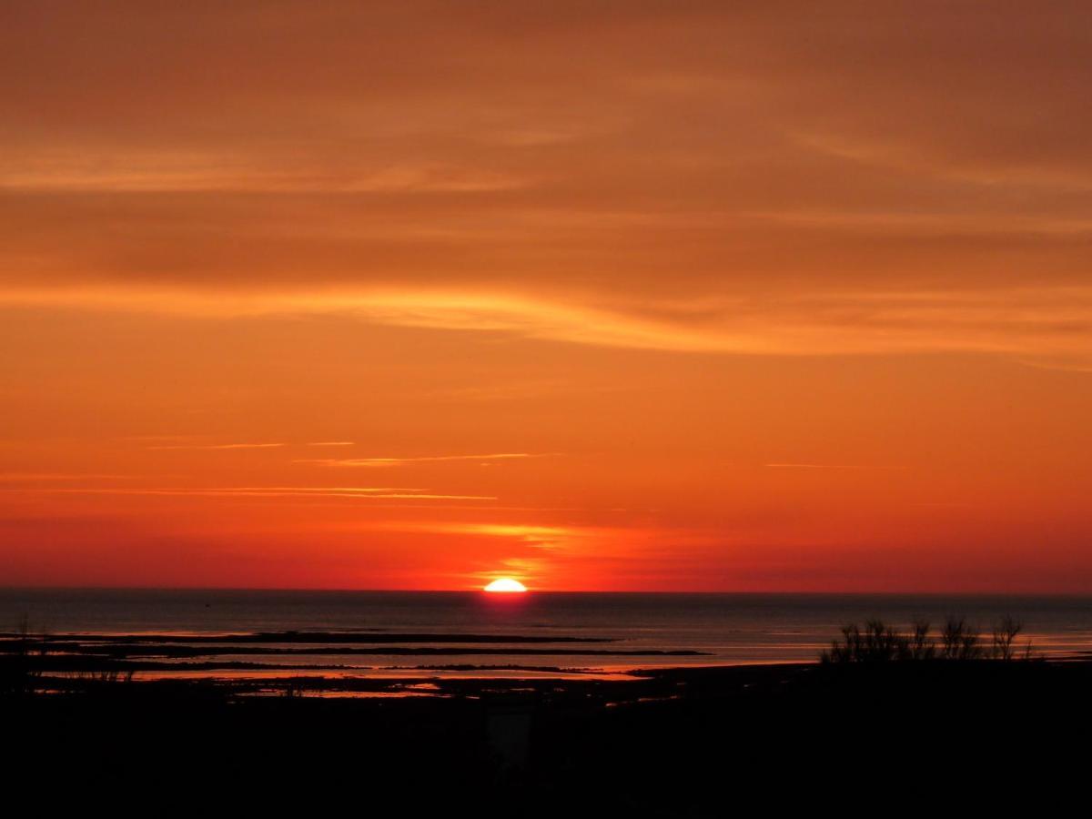 Hotel De La Petite Plage Saint-Georges-d’Oléron Kültér fotó